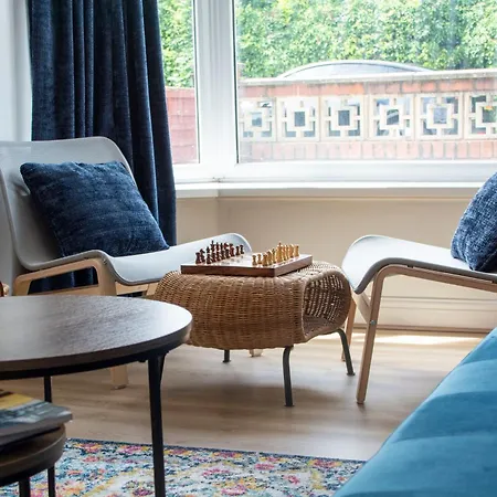 Spacious Home, Walk To City Centre & Free Parking Worcester Exterior photo